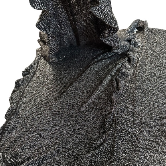 Just Jamie Black & Silver Metallic Ruffled Waterfall Open Arm Shawl Cardigan OS - Picture 8 of 13